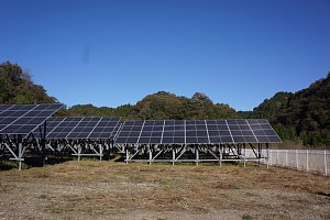 太陽光パネルは1,352枚